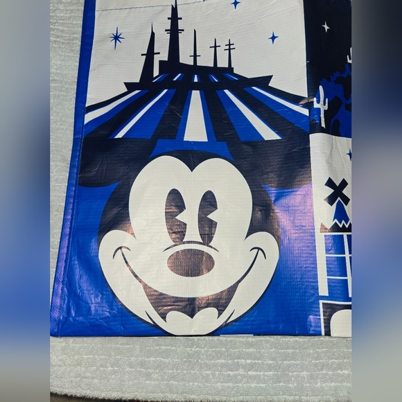 Disney Magic Kingdom Reusable Tote Bag New - Picture 2 of 10